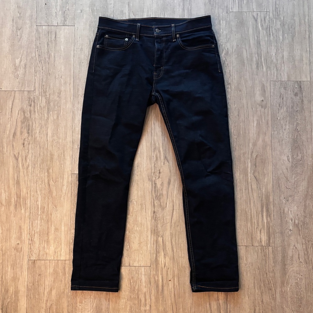 FLAWLESS Dark Wash Levi’s 502 Jeans